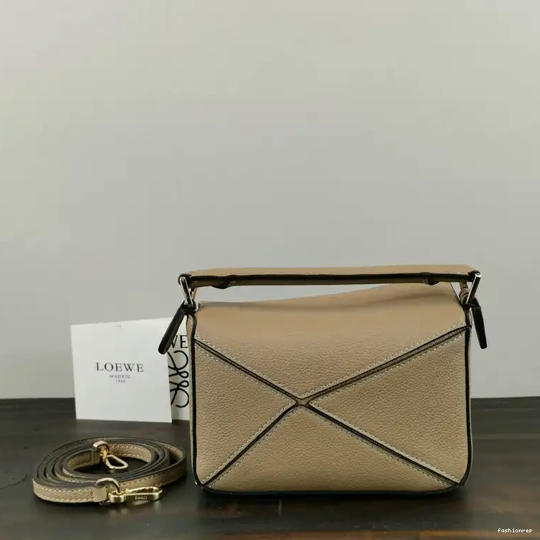 Fashionrep Loewe 2209SW0010 Bag 0823